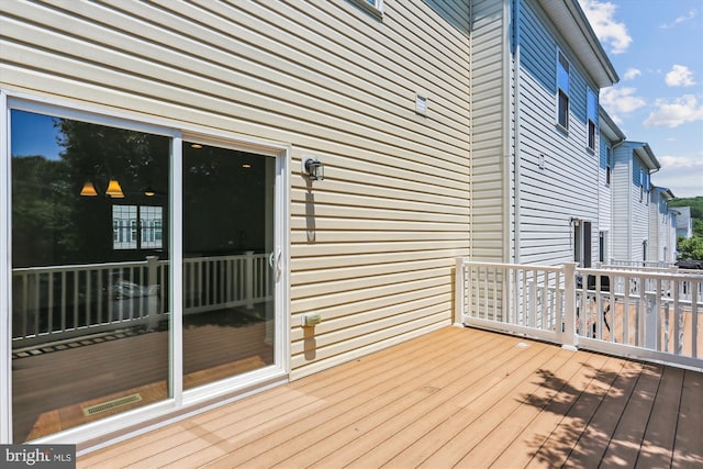 12814 Sutherby Ln, Germantown, MD 20874 - view of wooden terrace