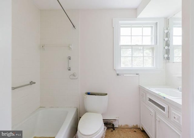 23 Nelson Ridge Rd, Princeton, NJ 08540 - bathroom with vanity and bathing tub / shower combination