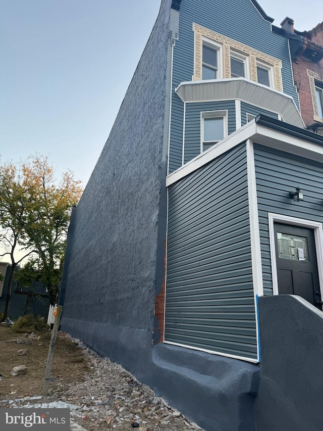 1828 W Venango St, Philadelphia, PA 19140 - view of side of home