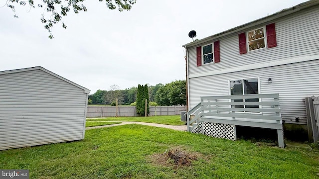 1000 Old Forge Rd, New Castle, DE 19720 - view of yard with a wooden deck