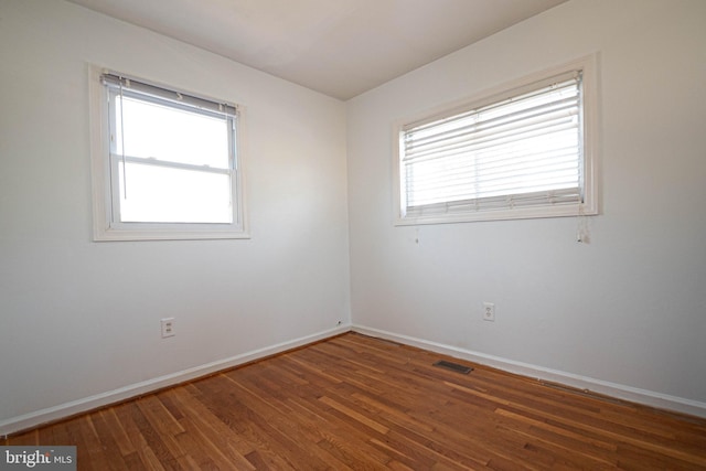 1262 Everett Ave, Woodbridge, VA 22191 - unfurnished room featuring wood finished floors and baseboards