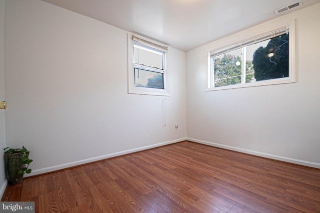 1262 Everett Ave, Woodbridge, VA 22191 - unfurnished room with wood finished floors and baseboards