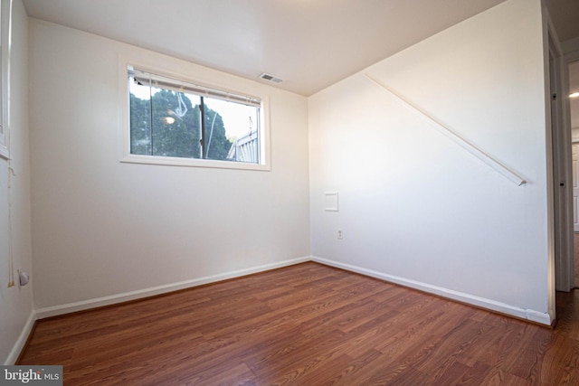 1262 Everett Ave, Woodbridge, VA 22191 - unfurnished room with wood finished floors and baseboards