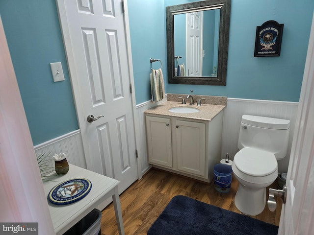 3923 Atlantic Brigantine Blvd Unit B, Brigantine, NJ 08203 - bathroom with wainscoting, vanity, and wood finished floors