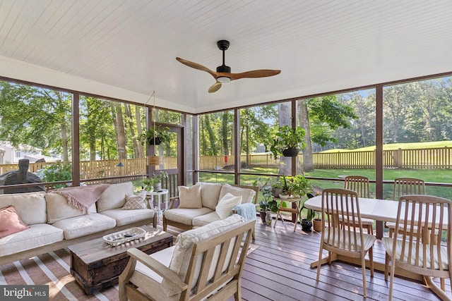 530 Bay Green Dr, Arnold, MD 21012 - sunroom / solarium with an outdoor living space, a ceiling fan, and outdoor dining space