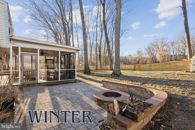 530 Bay Green Dr, Arnold, MD 21012 - fenced backyard with an outdoor fire pit, a sunroom, a patio area, and ceiling fan