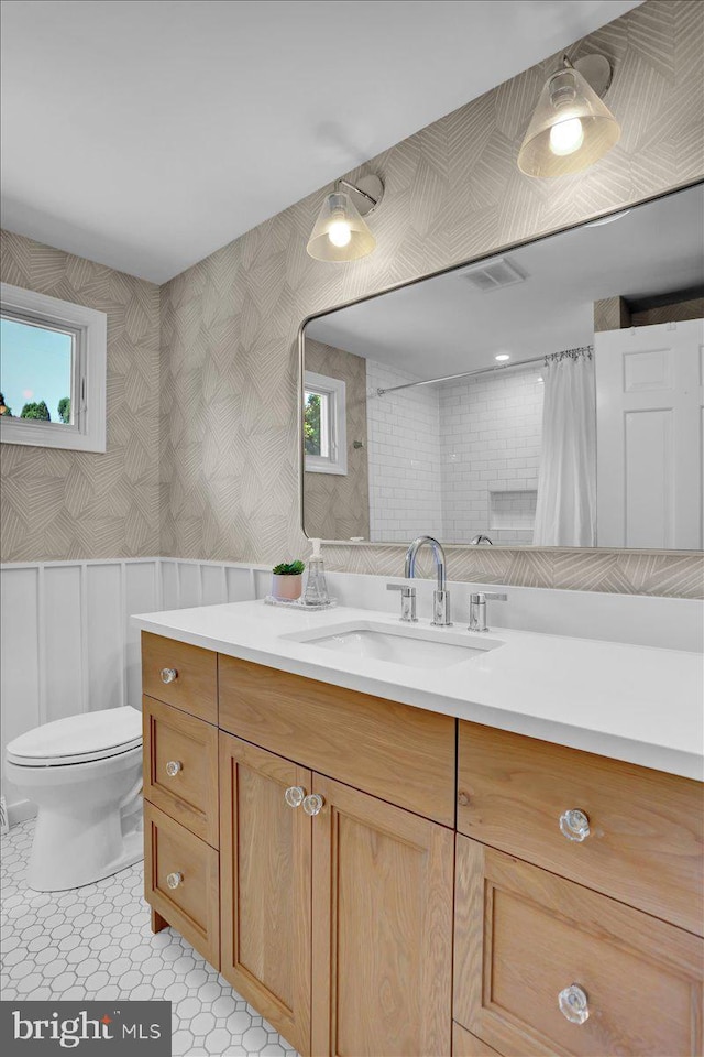 1420 Valley Rd, Lancaster, PA 17603 - bathroom featuring vanity and a shower with shower curtain