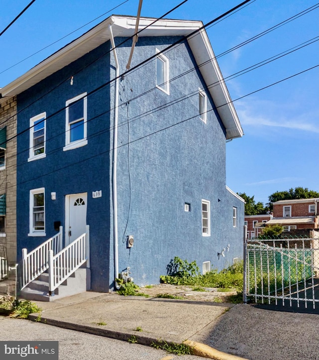 639 E Airy St, Norristown, PA 19401 - view of property featuring stucco siding