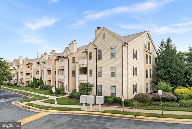 6900 Mary Caroline Cir Unit L, Alexandria, VA 22310 - view of property featuring a residential view