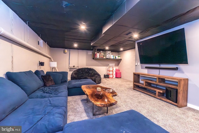 883 N Hanover St, Pottstown, PA 19464 - living area featuring carpet floors