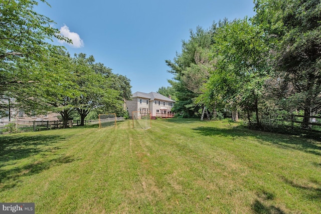 10009 Thompson Ridge Ct, Great Falls, VA 22066 - view of yard
