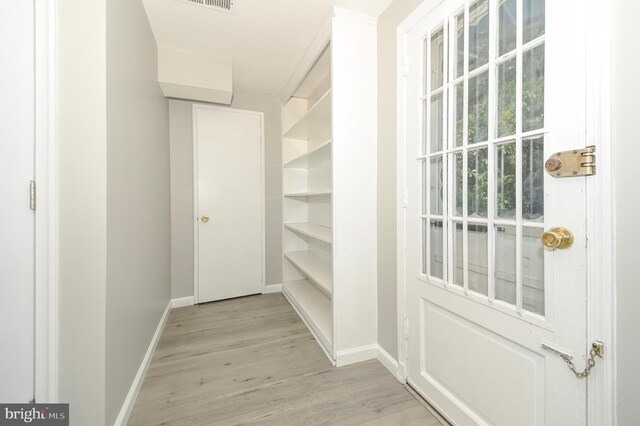 2016 Cascade Rd, Silver Spring, MD 20902 - corridor featuring baseboards and light wood-style floors