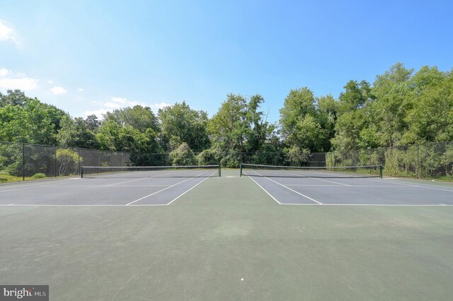 2016 Cascade Rd, Silver Spring, MD 20902 - view of tennis court featuring community basketball court