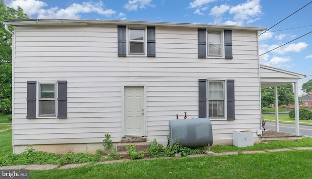332 Old Stone House Rd S, Boiling Springs, PA 17007 - back of property with oil tank, a yard, and entry steps