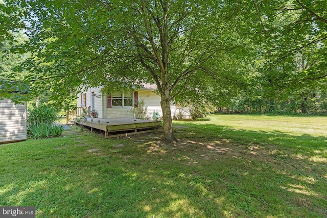 10624 Millbrook Dr, Chestertown, MD 21620 - view of grassy yard featuring a wooden deck