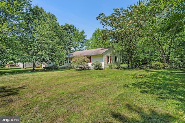 10624 Millbrook Dr, Chestertown, MD 21620 - view of grassy yard