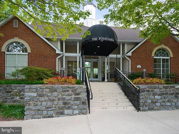 1517 Lincoln Way Unit 204, Mclean, VA 22102 - view of building exterior