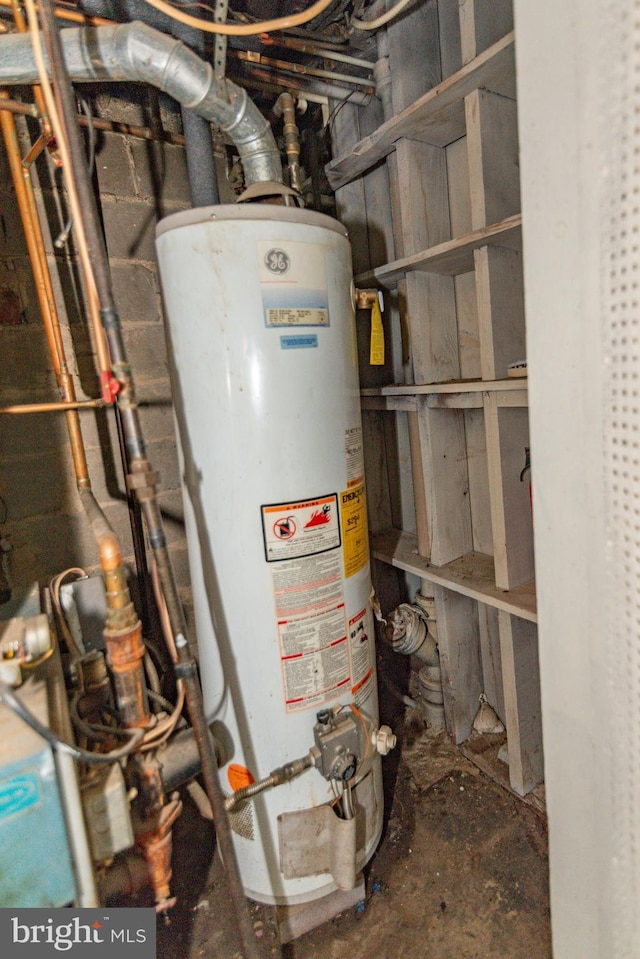3116 Presstman St, Baltimore, MD 21216 - utilities featuring water heater