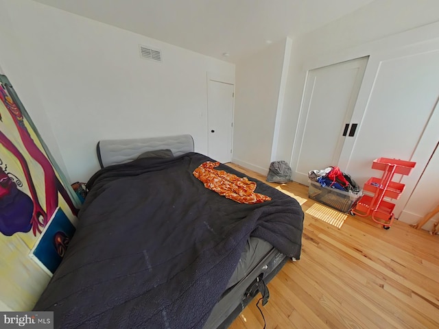 2230 N Mutter St, Philadelphia, PA 19133 - bedroom with wood finished floors