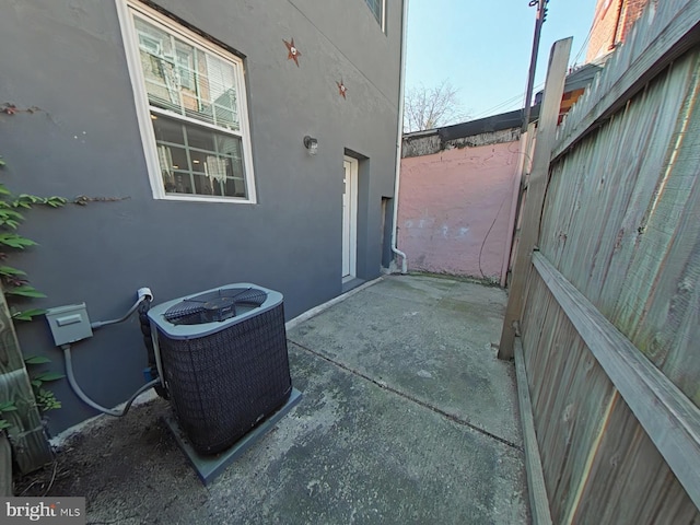 2230 N Mutter St, Philadelphia, PA 19133 - view of patio