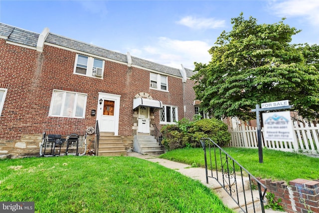 6344 Glenloch St, Philadelphia, PA 19135 - multi unit property featuring a high end roof and brick siding