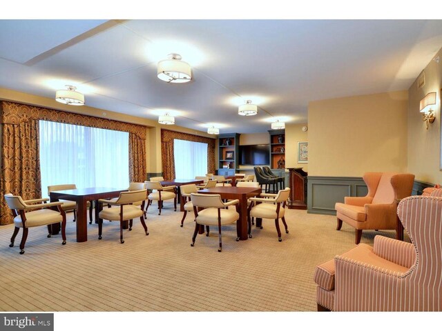 191 Presidential Blvd Unit R-605, Bala Cynwyd, PA 19004 - dining space with light carpet