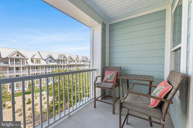 37 Fountain Dr W Unit 4C, Ocean City, MD 21842 - balcony with a residential view
