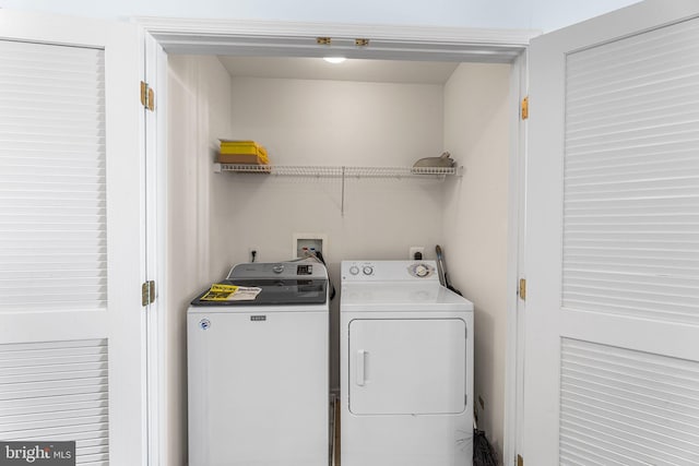 37 Fountain Dr W Unit 4C, Ocean City, MD 21842 - washroom featuring washing machine and dryer