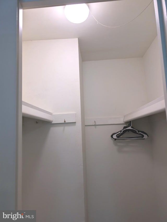 1708 Timbercreek, Clementon, NJ 08021 - view of walk in closet