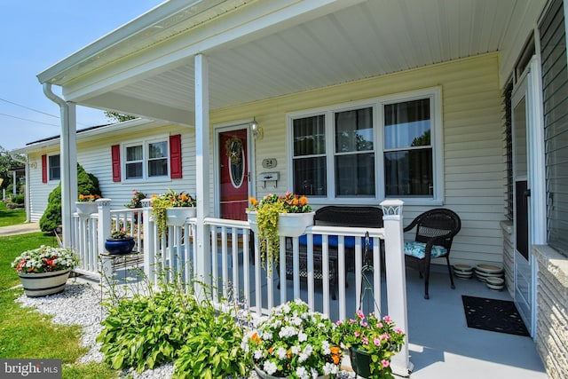 24 Haddon Rd, Somers Point, NJ 08244 - entrance to property with a porch