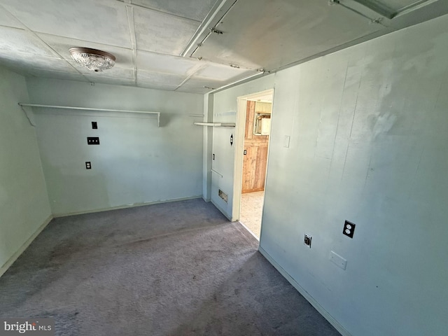 507 Market St, New Cumberland, PA 17070 - carpeted empty room with baseboards