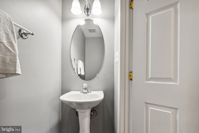 8562 Wyngate Manor Ct, Alexandria, VA 22309 - view of bathroom