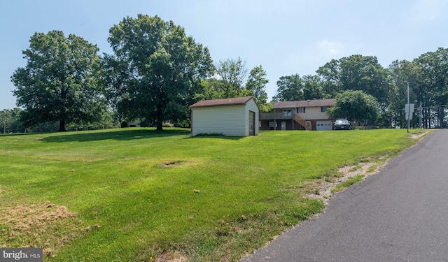 640 Bollinger Rd, Littlestown, PA 17340 - view of green lawn