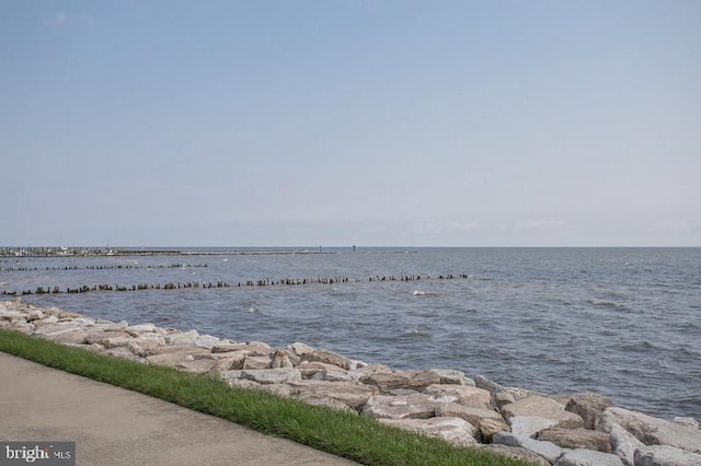 2090 Clearview Dr, Owings, MD 20736 - water view
