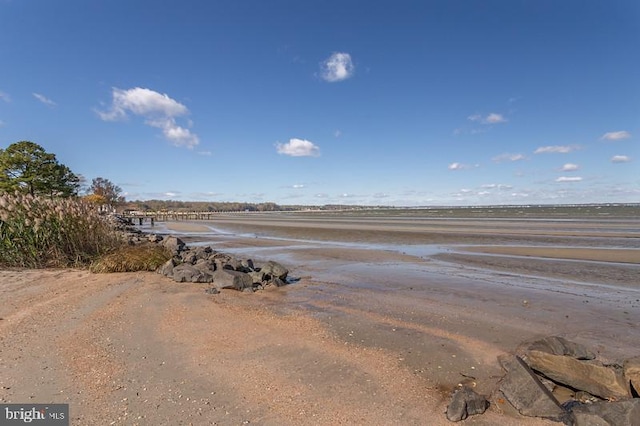 2090 Clearview Dr, Owings, MD 20736 - water view