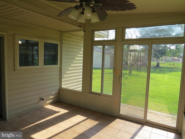 1208 Pickering Cir, Upper Marlboro, MD 20774 - unfurnished sunroom with a ceiling fan and healthy amount of natural light