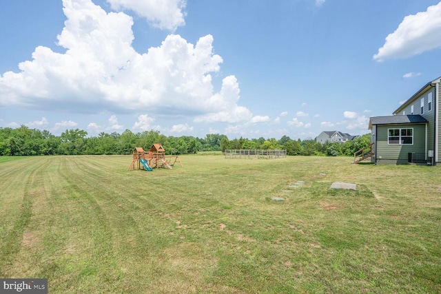 11100 Slate Landing Ln, Nokesville, VA 20181 - view of grassy yard featuring a playground