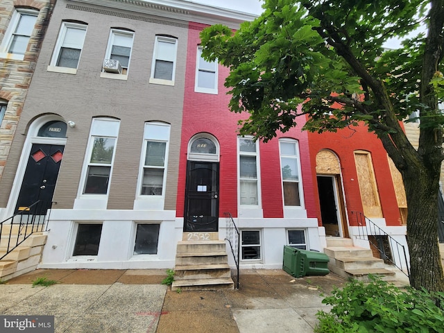 2532 W Baltimore St, Baltimore, MD 21223 - townhome / multi-family property with entry steps and brick siding