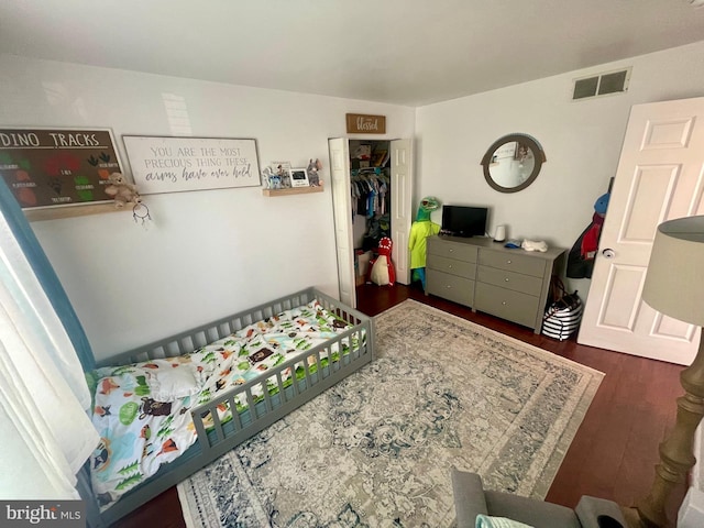 8 Aidone Ln, Smyrna, DE 19977 - bedroom featuring wood finished floors and a closet