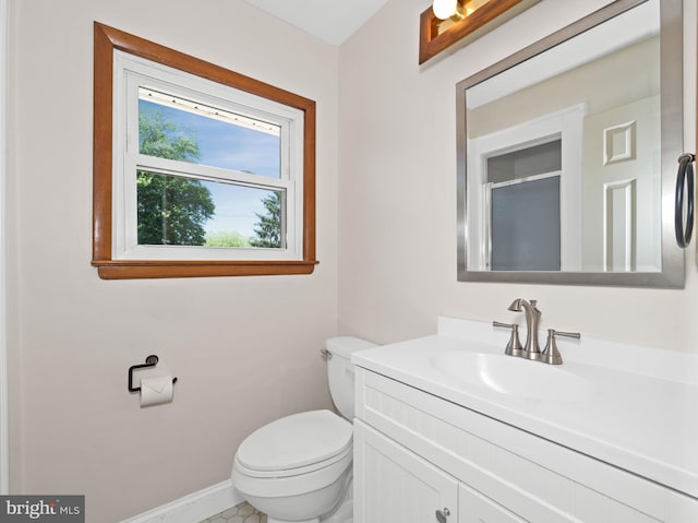 2621 Dartmouth Woods Rd, Wilmington, DE 19810 - bathroom with vanity and toilet
