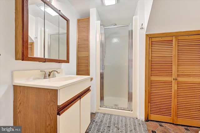127 W Chestnut Hill Ln, Reisterstown, MD 21136 - full bathroom with vanity, a stall shower, and a closet