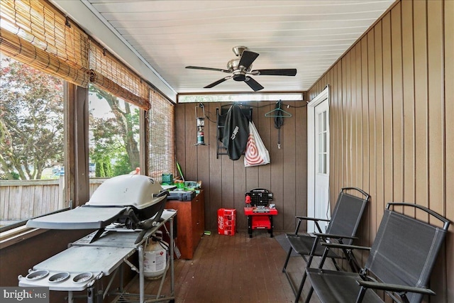 432 Mcdowell Ave, Hagerstown, MD 21740 - sunroom / solarium featuring a ceiling fan