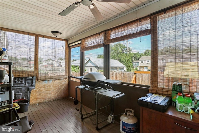 432 Mcdowell Ave, Hagerstown, MD 21740 - sunroom with hardwood / wood-style floors
