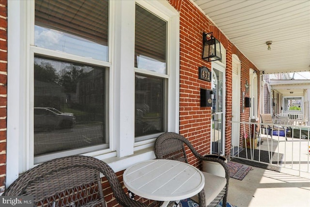 432 Mcdowell Ave, Hagerstown, MD 21740 - view of porch