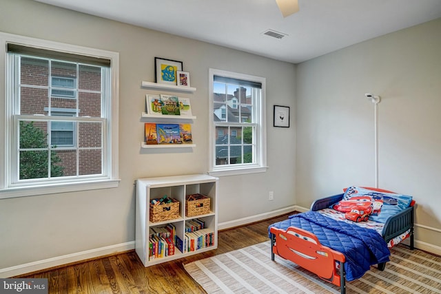 644 S Columbus St, Alexandria, VA 22314 - bedroom with wood finished floors and a ceiling fan
