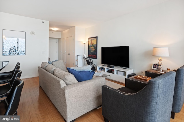 2101 Market St Unit 2801, Philadelphia, PA 19103 - living room with wood finished floors