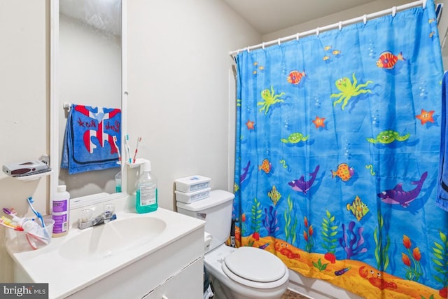 3170 Merriel Ave, Camden, NJ 08105 - bathroom with vanity and a shower with curtain