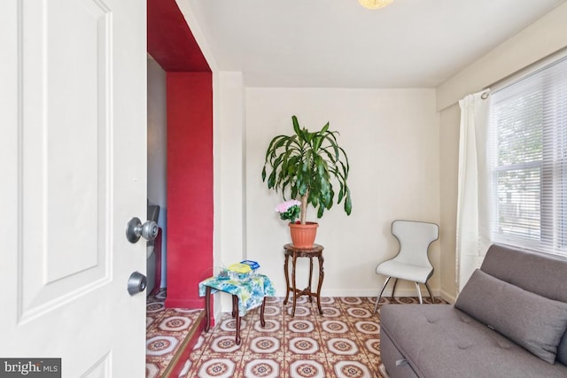 3170 Merriel Ave, Camden, NJ 08105 - sitting room with baseboards