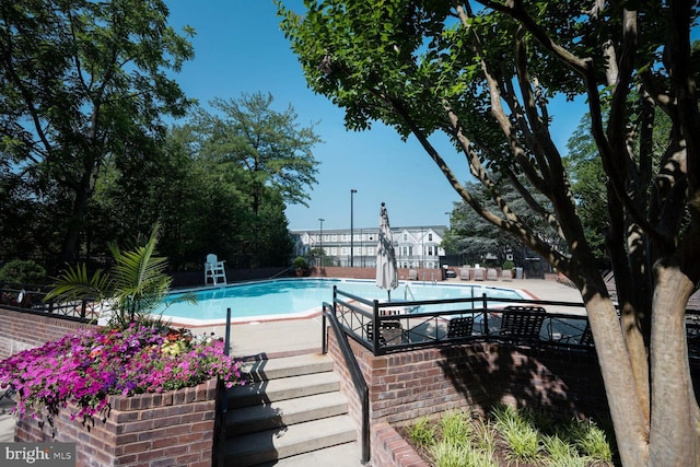 7500 Woodmont Ave Unit S609, Bethesda, MD 20814 - view of community pool
