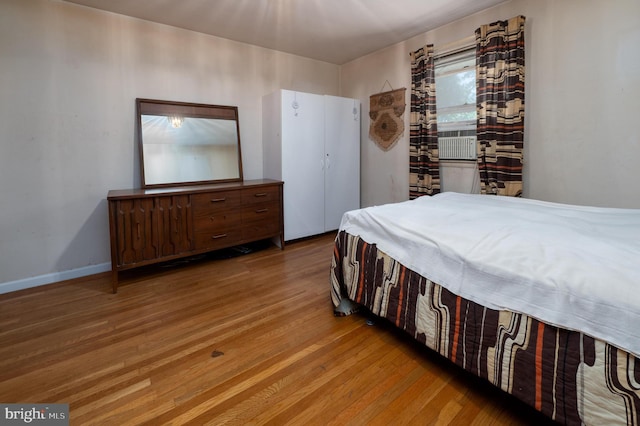 3221 Union Ave, Pennsauken, NJ 08109 - bedroom featuring wood finished floors and baseboards